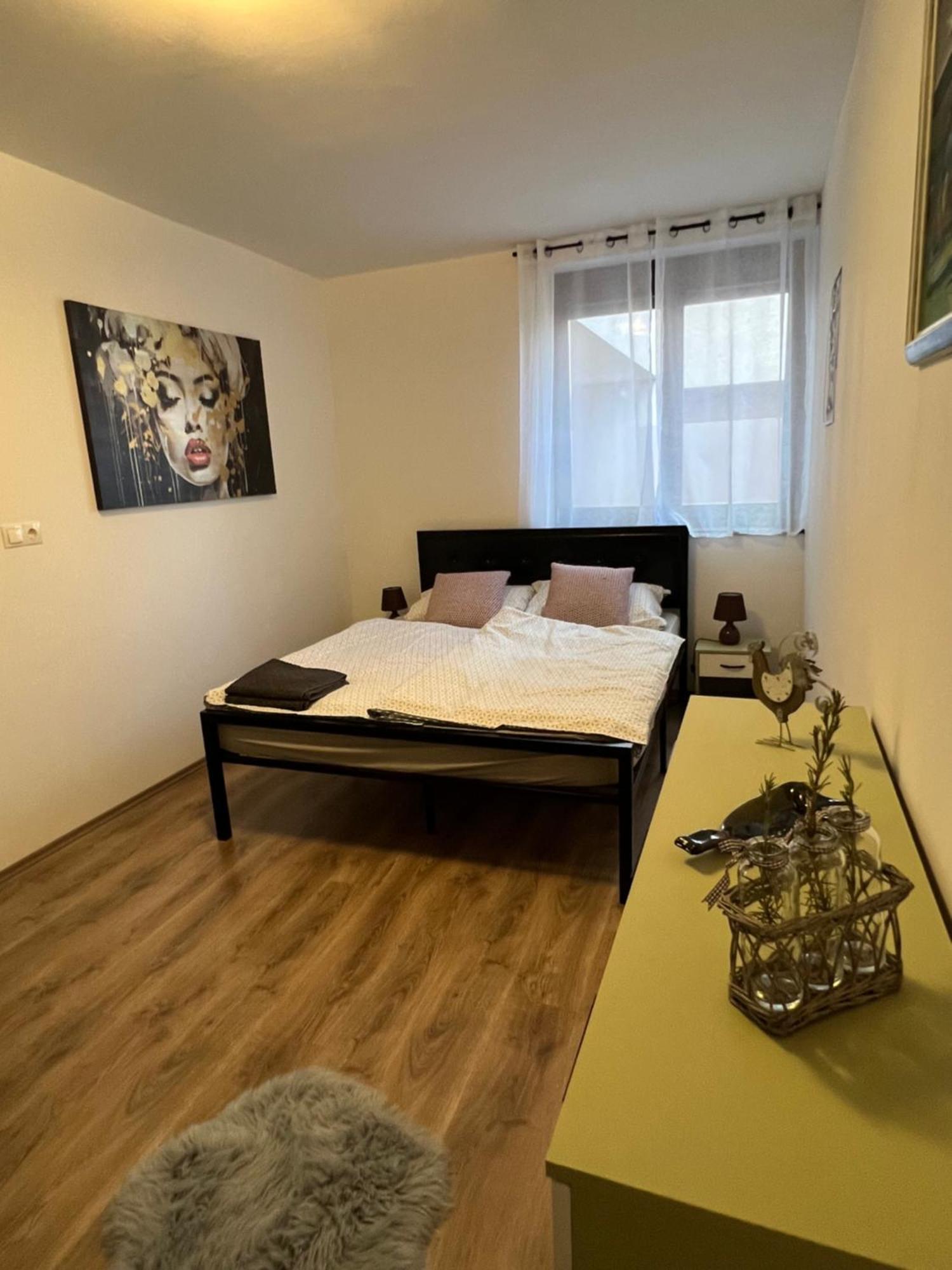 Garay26 Apartman Печ Екстер'єр фото